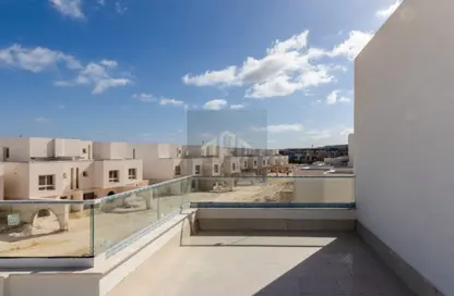 شاليه - 3 غرف نوم - 3 حمامات للبيع في نايا باي - راس الحكمة - الساحل الشمالي