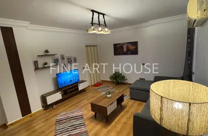 Apartment - 2 Bedrooms - 1 Bathroom for rent in Street 231 - Degla - Hay El Maadi - Cairo