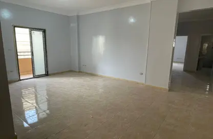 Apartment - 2 Bedrooms - 2 Bathrooms for rent in Doctor Ali Mosharafa St. - Al Narges 6 - Al Narges - New Cairo City - Cairo Apartment - 2 Bedrooms - 2 Bathrooms for rent in Doctor Ali Mosharafa St. - Al Narges 6 - Al Narges - New Cairo City - Cairo