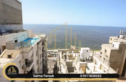 شقة - 7 غرف نوم - 4 حمامات للبيع في شارع اللخمي - سبورتنج - حي شرق - الاسكندرية