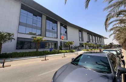 مساحات مكتبية - استوديو - 1 حمام للايجار في يو فينوس - التجمع الاول - مدينة القاهرة الجديدة - القاهرة