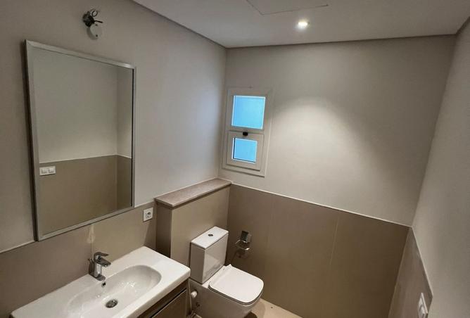 8438966 - Property Image 2