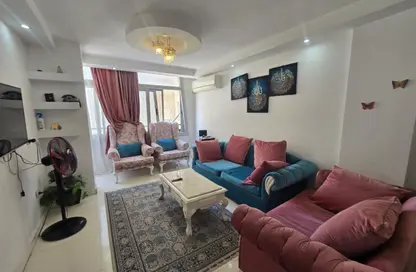 Apartment - 2 Bedrooms - 2 Bathrooms for rent in Zahraa El Maadi - Hay El Maadi - Cairo