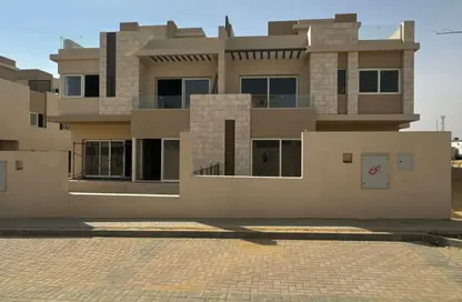 فيلا - 3 غرف نوم - 4 حمامات للبيع في تواني هايد بارك - كمبوندات 6 أكتوبر - مدينة 6 أكتوبر - الجيزة