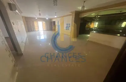 Roof - 3 Bedrooms - 3 Bathrooms for sale in Area B - Ganoob El Acadimia - New Cairo City - Cairo