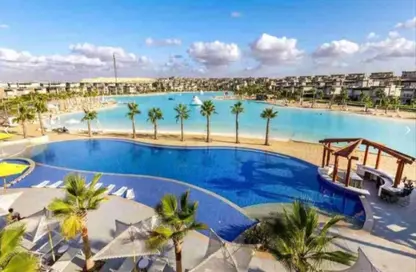 Villa - 3 Bedrooms - 4 Bathrooms for sale in Beit Al Bahr - Sidi Heneish - North Coast