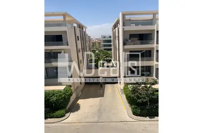 Apartment - 2 Bedrooms - 2 Bathrooms for sale in Lake View Residence - 5th Settlement Compounds - The 5th Settlement - New Cairo City - Cairo