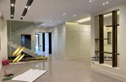 Villa - 5 Bedrooms - 4 Bathrooms for rent in Mivida - 5th Settlement Compounds - The 5th Settlement - New Cairo City - Cairo