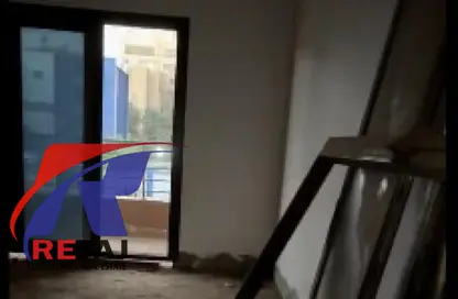 Apartment - 5 Bedrooms - 3 Bathrooms for sale in Abd Al Aziz Fahmy St. - Heliopolis Square - El Nozha - Cairo