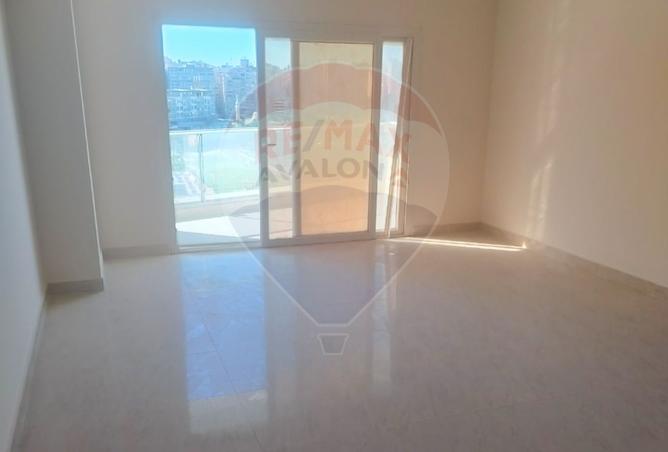 8055767 - Property Image 2