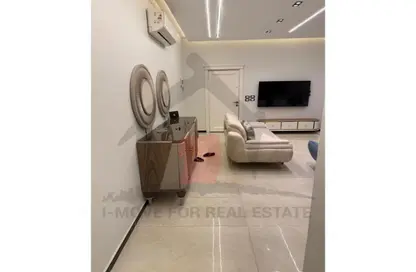 Apartment - 2 Bedrooms - 2 Bathrooms for sale in Six West - Beverly Hills - Sheikh Zayed Compounds - Sheikh Zayed City - Giza