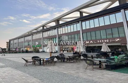 Retail - Studio - 1 Bathroom for rent in Midtown - South Investors Area - New Cairo City - Cairo