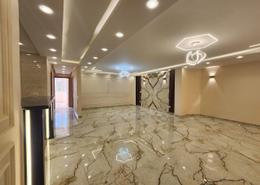 شقة - 3 غرف نوم - 3 حمامات for للبيع in شارع المساحه - الدقي - الجيزة