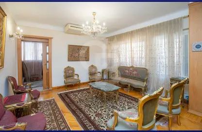 Apartment - 4 Bedrooms - 1 Bathroom for sale in Khaleel Al Khayat Basha St. - Kafr Abdo - Roushdy - Hay Sharq - Alexandria