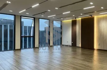 Office Space - Studio - 2 Bathrooms for rent in Eastown - 5th Settlement Compounds - The 5th Settlement - New Cairo City - Cairo