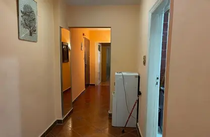 Apartment - 2 Bedrooms - 1 Bathroom for sale in Ibn Al Rumi St. - Al Hadiqah Al Dawliyah - 7th District - Nasr City - Cairo