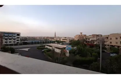 Apartment - 3 Bedrooms - 2 Bathrooms for rent in Street 100   Al Fairouz St. - 10th District - Sheikh Zayed City - Giza