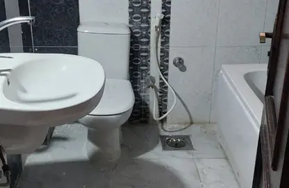 شقة - 2 غرف نوم - 1 حمام للايجار في المنطقة العاشرة - مدينة نصر - القاهرة