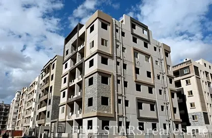 Penthouse - 3 Bedrooms - 2 Bathrooms for sale in Ard Gameyet Al Mostasmereen - Hadayek October - 6 October City - Giza