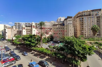 شقة - 3 غرف نوم - 2 حمامات للبيع في شارع توت عنخ امون - سموحة - حي شرق - الاسكندرية