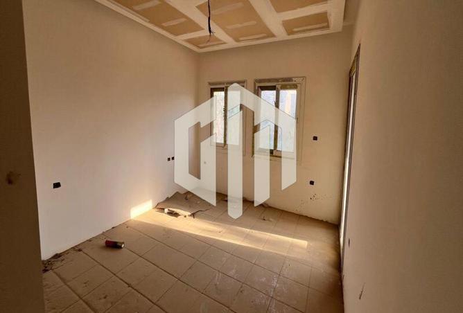 8023833 - Property Image 3