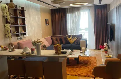 شقة - غرفة نوم - 1 حمام للبيع في وان قطامية - كمبوندات القطامية - القطامية - مدينة القاهرة الجديدة - القاهرة