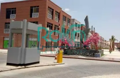 Office Space - Studio - 1 Bathroom for rent in The Courtyard - 12th District - Sheikh Zayed City - Giza