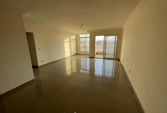 8015766 - Property Image 3