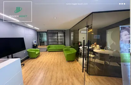 Office Space - Studio - 3 Bathrooms for rent in Sarayat Al Maadi - Hay El Maadi - Cairo