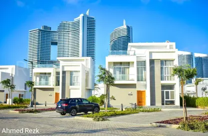 Villa - 5 Bedrooms - 6 Bathrooms for sale in Mazarine - New Alamein City - Al Alamein - North Coast