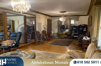 شقة - 4 غرف نوم - 3 حمامات للايجار في شارع سوريا - رشدي - حي شرق - الاسكندرية