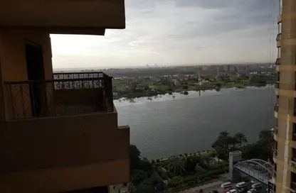 Apartment - 3 Bedrooms - 3 Bathrooms for sale in Cornish El Nile St. - Maadi - Hay El Maadi - Cairo