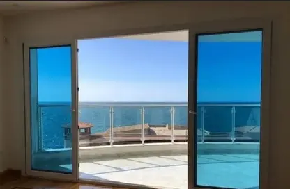 Apartment - 2 Bedrooms - 2 Bathrooms for sale in The Gate Towers - New Alamein City - Al Alamein - North Coast