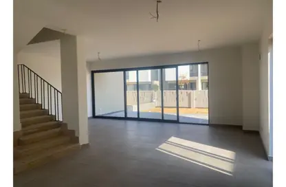 فيلا - 3 غرف نوم - 4 حمامات للايجار في كمبوند البروج - كمبوندات الشروق - مدينة الشروق - القاهرة