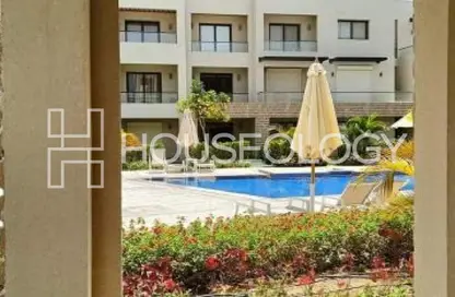 Chalet - 2 Bedrooms - 2 Bathrooms for sale in Azha - Al Ain Al Sokhna - Suez
