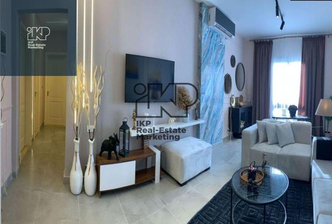 8074259 - Property Image 2