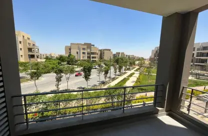 شقة - 2 غرف نوم - 2 حمامات للبيع في فيلدج ويست - كمبوندات الشيخ زايد - الشيخ زايد - الجيزة