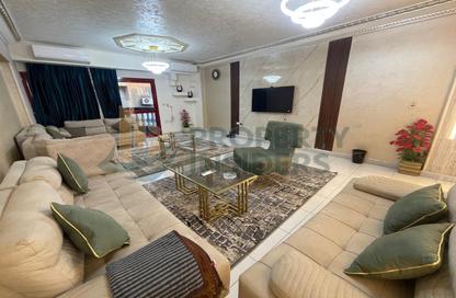 Apartment - 3 Bedrooms - 3 Bathrooms for rent in Al Miqyas St. - El Roda - Hay El Manial - Cairo