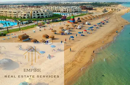 Penthouse - 2 Bedrooms - 1 Bathroom for sale in Lasirena Palm Beach - Al Ain Al Sokhna - Suez