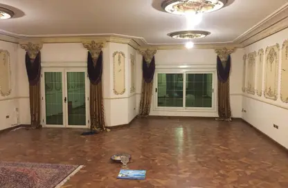 Apartment - 3 Bedrooms - 2 Bathrooms for sale in Street28 - District 5 - The 5th Settlement - New Cairo City - Cairo