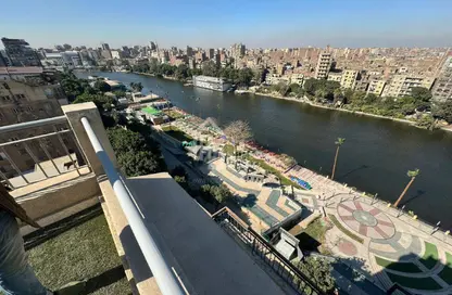 (بنتهاوس  (روف - غرفة نوم - 1 حمام للايجار في شارع ابو الفدا - الزمالك - القاهرة