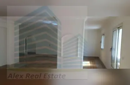 Apartment - 3 Bedrooms - 3 Bathrooms for rent in Al Shaheed Galal El Desouky St. - Waboor Elmayah - Hay Wasat - Alexandria