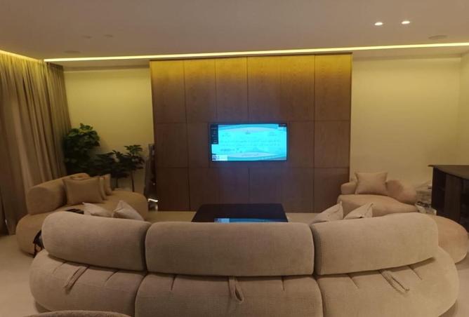 8363980 - Property Image 2