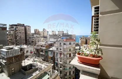 Apartment - 3 Bedrooms - 2 Bathrooms for sale in Azarita - Hay Wasat - Alexandria