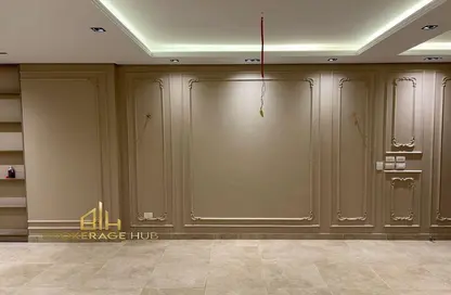 شقة - 4 غرف نوم - 4 حمامات للبيع في مون ريزيدنس - فيفث سكوير - التجمع الخامس - مدينة القاهرة الجديدة - القاهرة