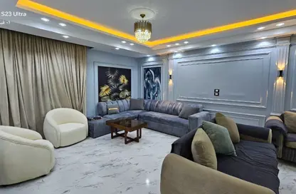 Apartment - 3 Bedrooms - 3 Bathrooms for rent in Al Batal Ahmed Abd El Aziz St. - Mohandessin - Giza