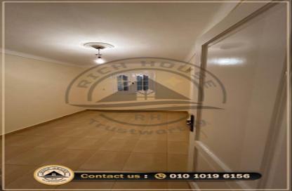 Apartment - 3 Bedrooms - 2 Bathrooms for sale in Luxor St. - Cleopatra - Hay Sharq - Alexandria