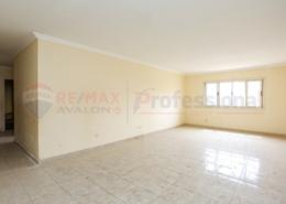 Apartment - 3 bedrooms - 3 bathrooms for للبيع in Tout Ankh Amoun St. - Smouha - Hay Sharq - Alexandria