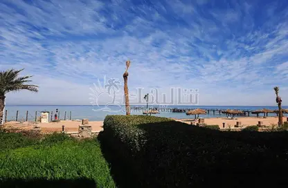 فيلا - 4 غرف نوم - 4 حمامات للبيع في لا لونا - العين السخنة - السويس