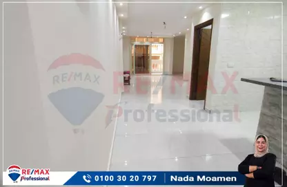 Apartment - 2 Bedrooms - 2 Bathrooms for rent in Al Nasr St. - Smouha - Hay Sharq - Alexandria